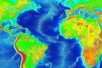 Северная и Южная Америка отдаляются от Африки и Европы на 4 сантиметра в год