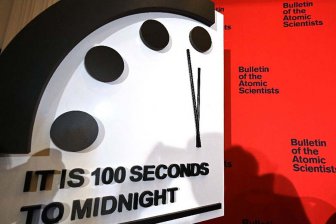 Часы Судного дня остаются на отметке 100 секунд до полуночи