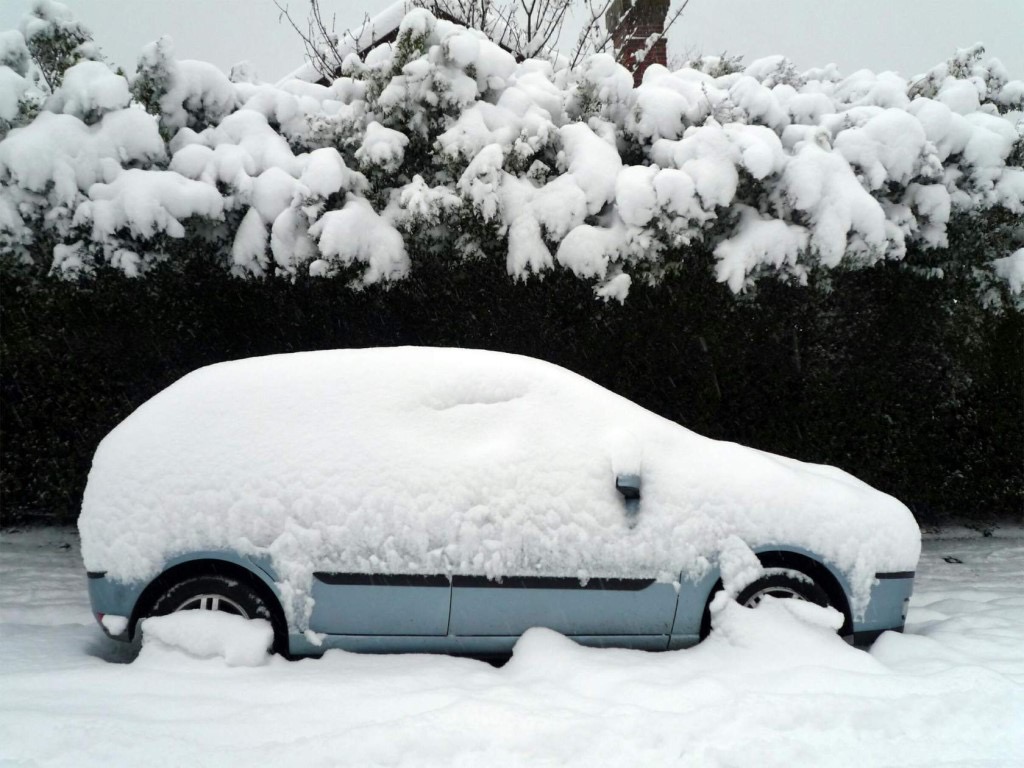 Уход за кузовом авто - о чем позаботиться зимой?