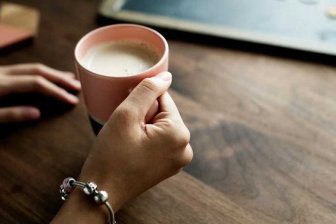 Остывший кофе с молоком признан вредным для здоровья