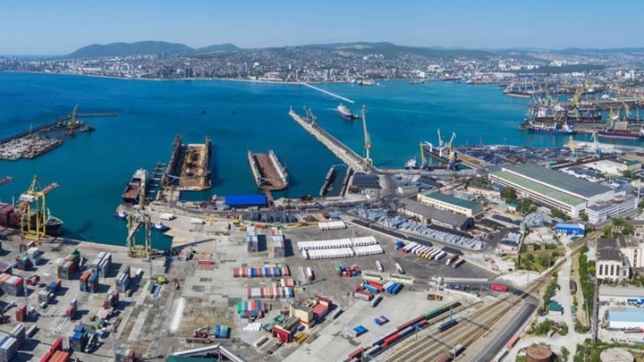 Новороссийский морской торговый порт заплатит 44,5 млн рублей за загрязнение моря