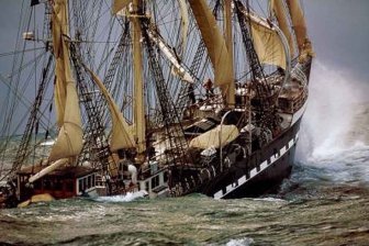 На затонувшем корабле XVIII века найдены скелеты пиратов 