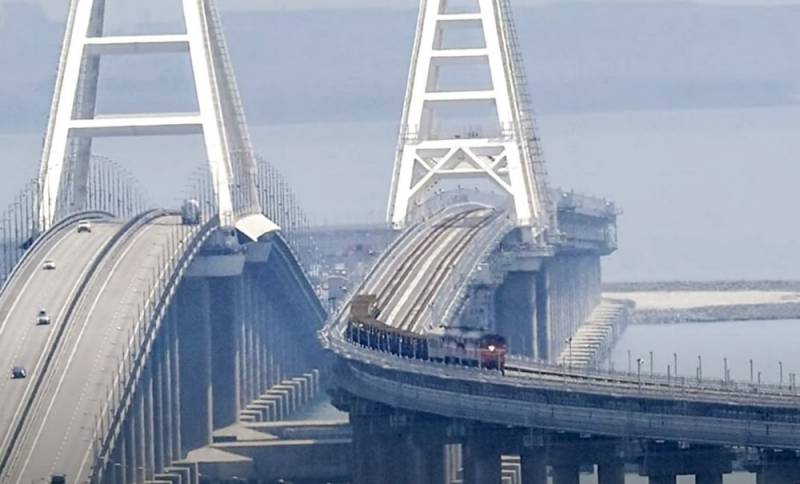 «Причастны к незаконной аннексии Крыма»: Австралия и Канада ввели санкции против строителей Крымского моста
