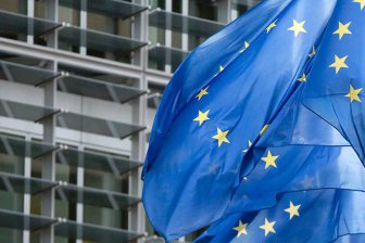 Источник в Брюсселе заявил, что антироссийская резолюция Европарламента является местью за визит Борреля