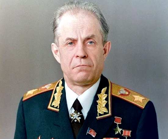 Маршал СССР Сергей Ахромеев. Он застрелился, когда власть захватил Ельцин: "Не могу жить, когда гибнет моё отечество!" (1989)