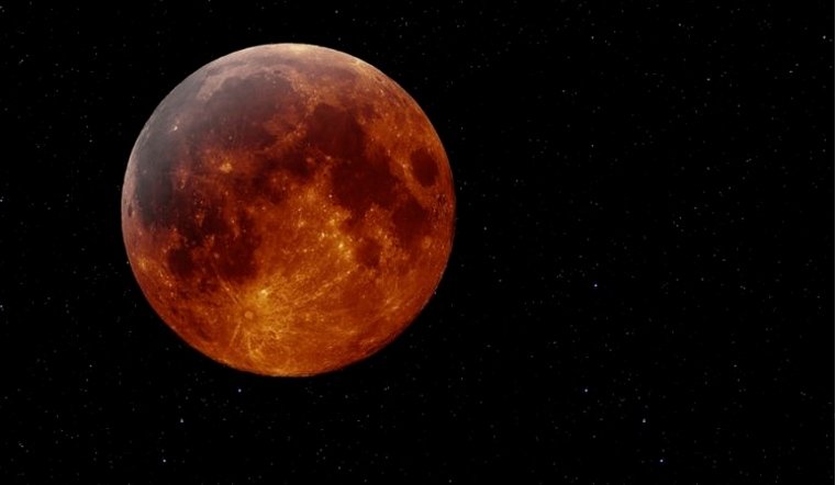 26 мая Россияне увидят полное лунное затмение