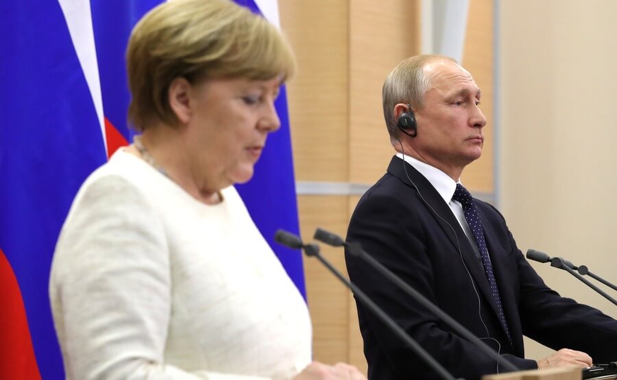«Они даже кричали»: биограф Ангелы Меркель описал ее разговоры с Путиным в разгар кризиса