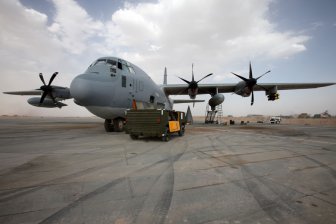 Корпус морской пехоты США превратил заправщик самолетов в «машину смерти»