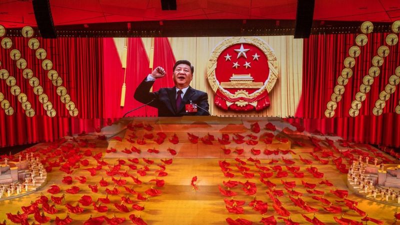 Китай взялся за миллиардеров и актрис ради "общего процветания"