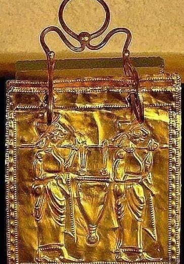 Древняя фракийская книга из чистого золота | 7 в. до н.э.