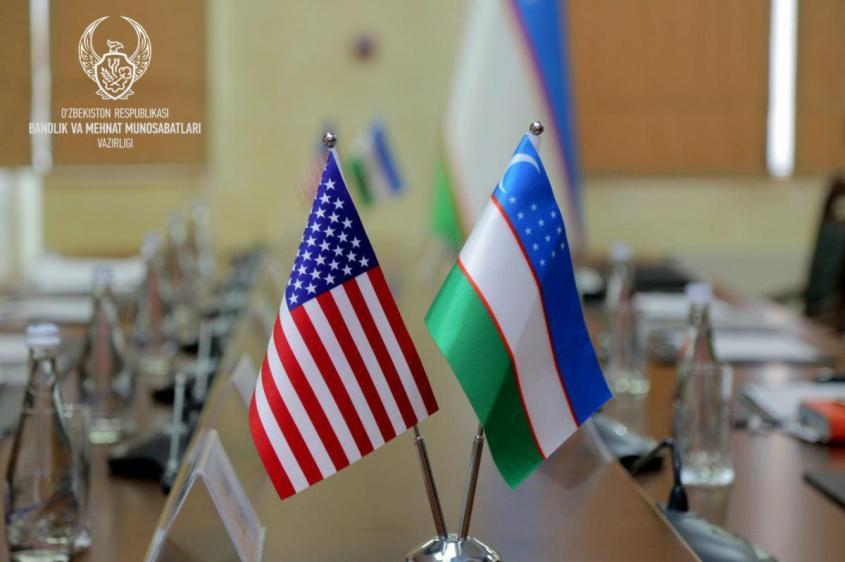 Узбекистан отказался обсуждать с США вопрос об использовании своих военных баз