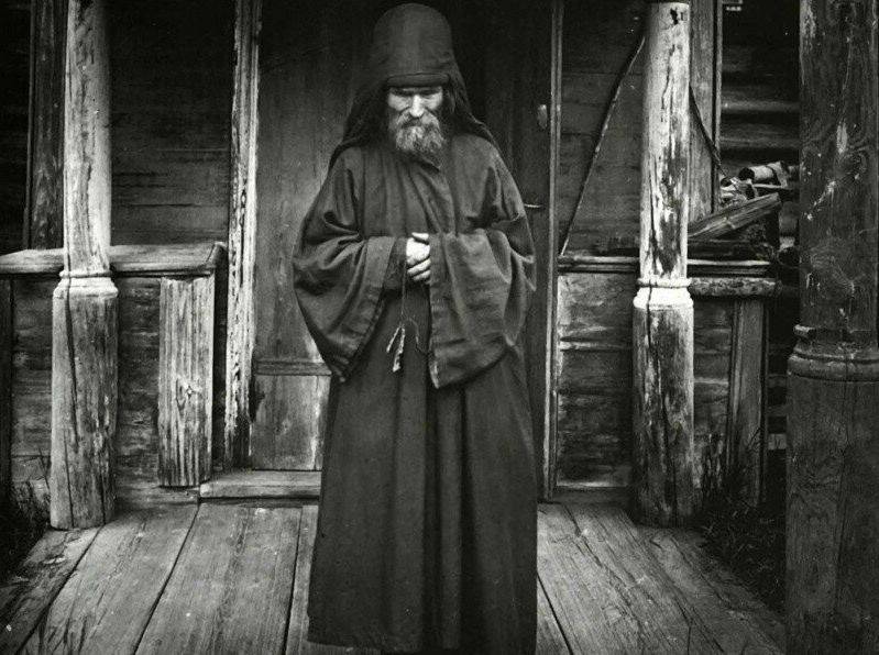 Власяница: в чем был секрет рубашки православных старцев «для умерщвления плоти»