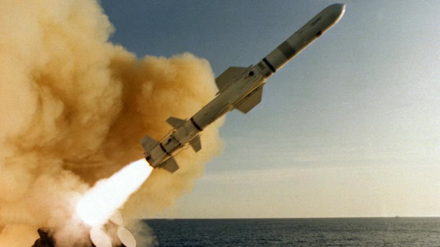 Отсутствие противокорабельных ракет на современных кораблях стран НАТО не имеет достойного объяснения.