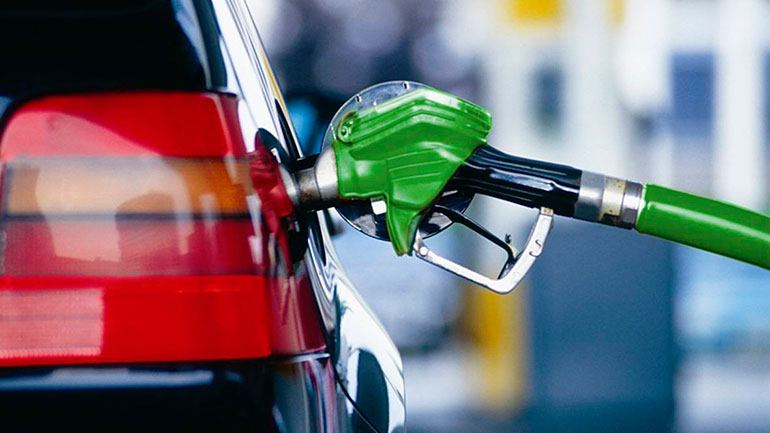 Цены на автомобильное топливо в России обгоняют инфляцию