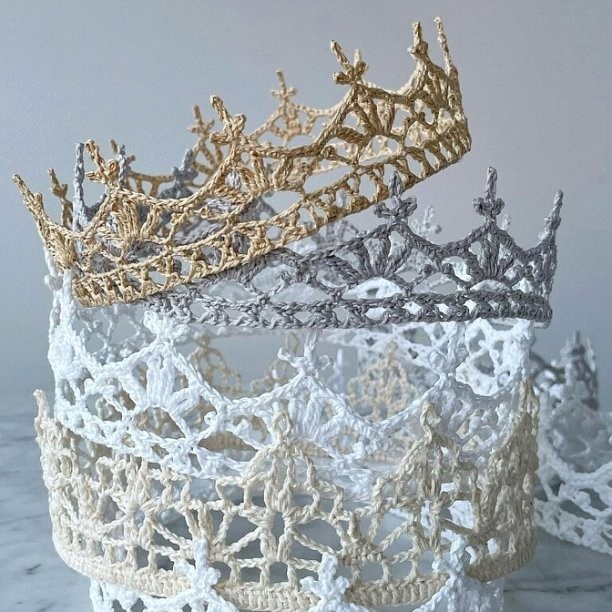 Вязаная корона