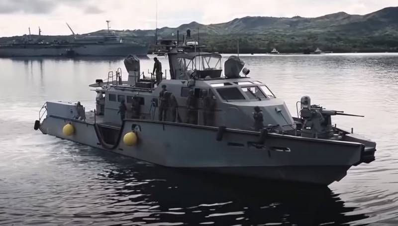 Командующий ВМСУ заявил о праве украинских боевых кораблей на проход через Керченский пролив