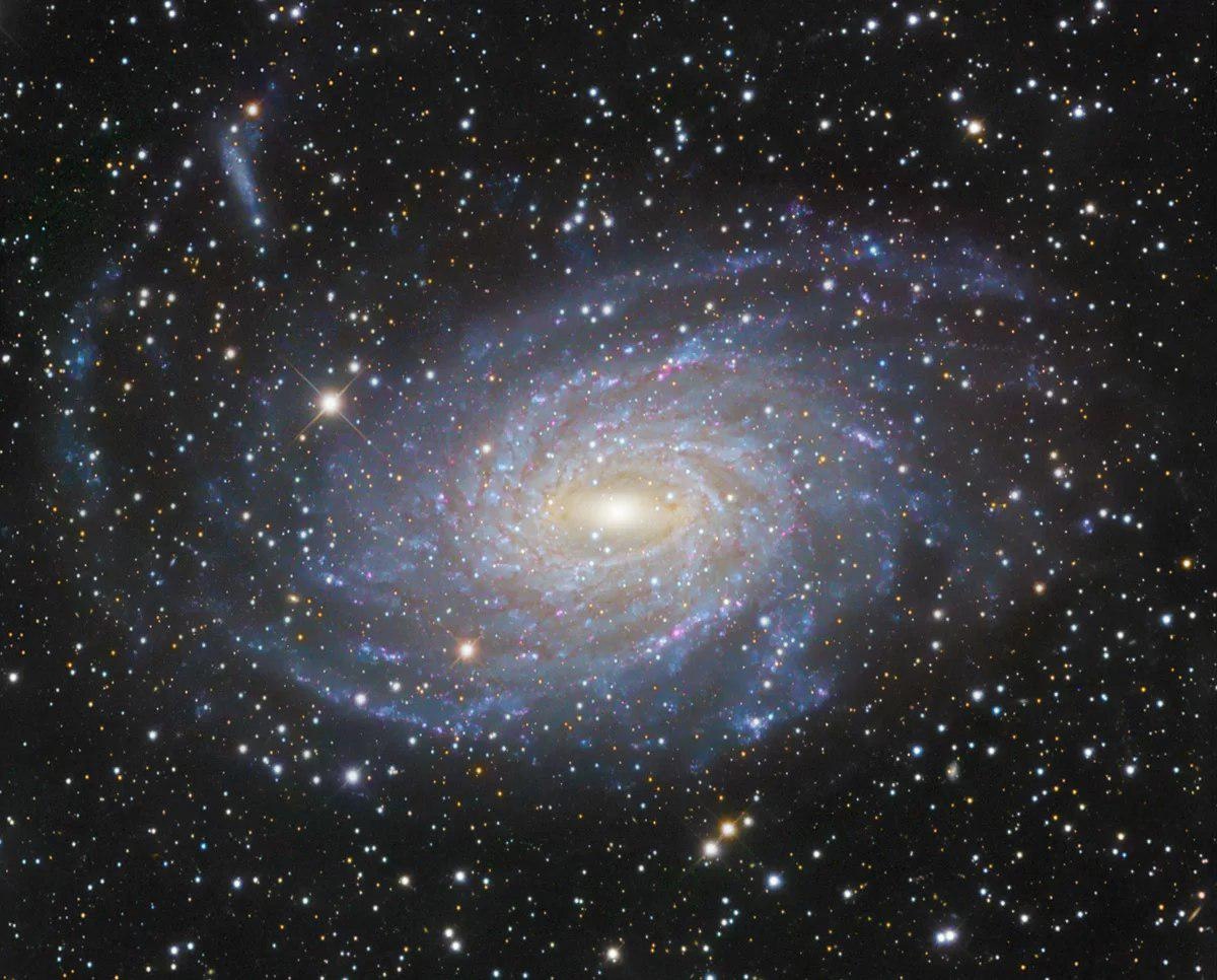 Галактика NGC 6744