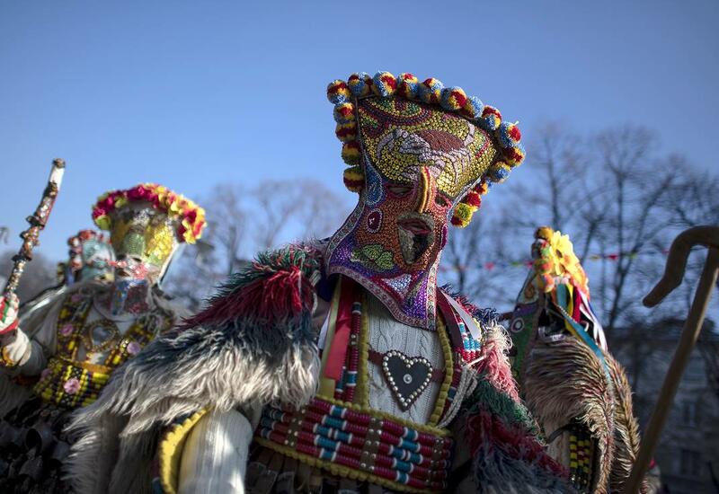 В Болгарии отменили международный фестиваль маскарадных игр