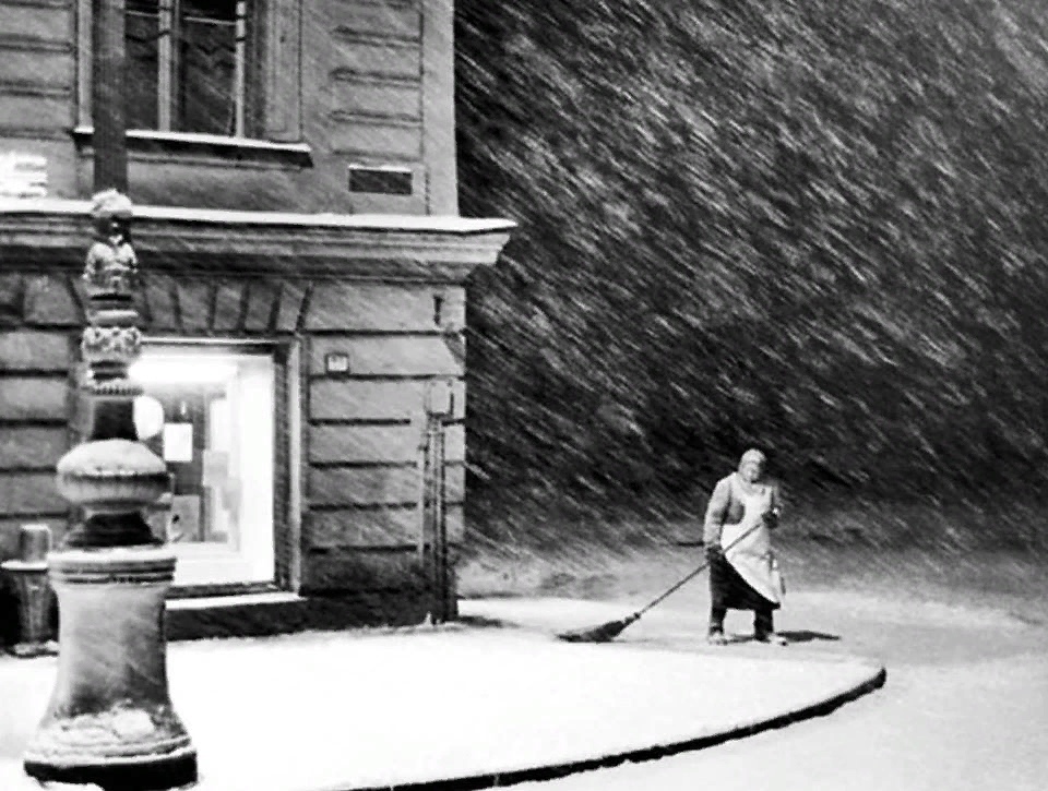Это было в 1964 году, зимней ночью.