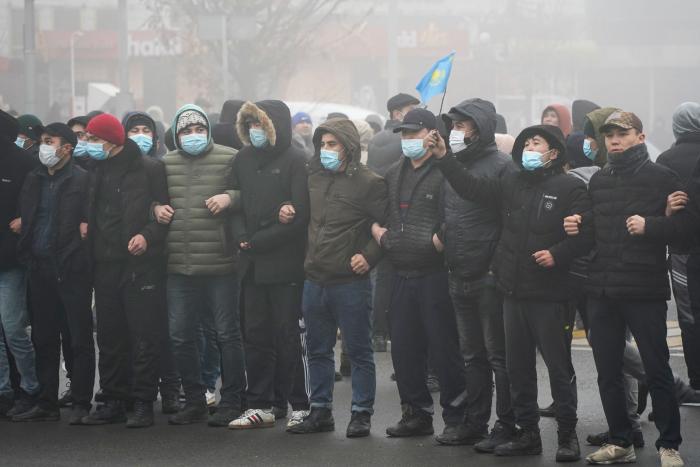 Власти Казахстана назвали число погибших в протестах сообщает РБК.