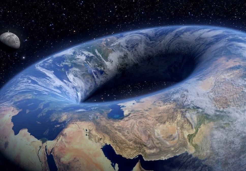 Приверженцы теорий заговора заявили о «тороидальной» форме Земли