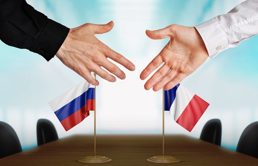Что Франция закупает у России?