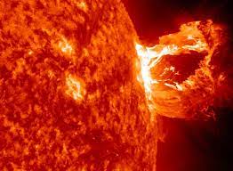 Происходящее на Солнце пугает уже не только NASA, но и ESA.