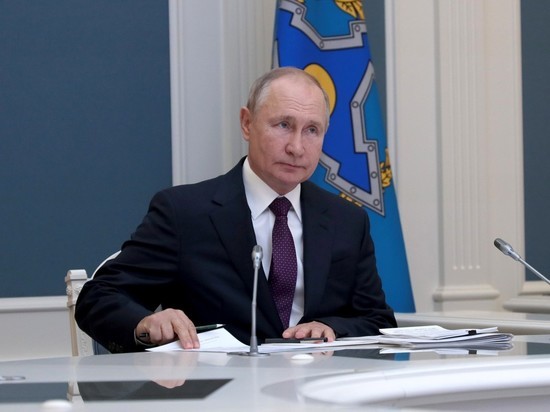 Владимир Путин рассказал о выплатах военнослужащим, участвующим в специальной операции