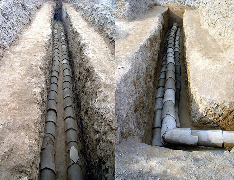 Керамические водопроводные трубы, найденные возле дворца Эпанг. Китай, Воюющие государства, 5-3 век до н.э.