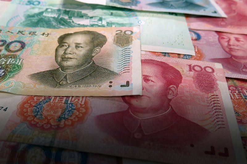 «Ударили юанем по вирусу»: Китайские власти уничтожают зараженные коронавирусом денежные купюры