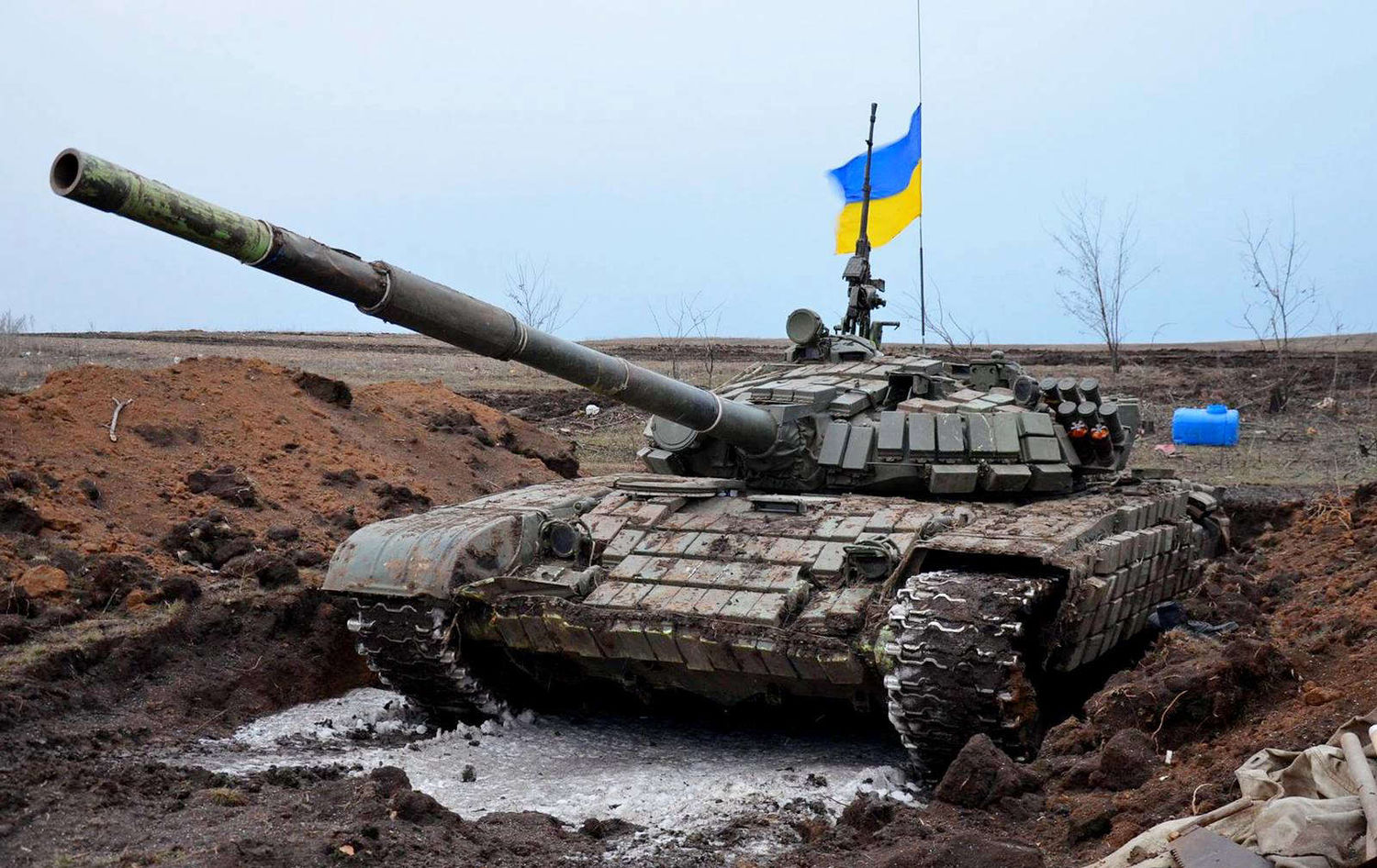Дорого и бесполезно: для чего Запад на самом деле поставляет Украине военную технику