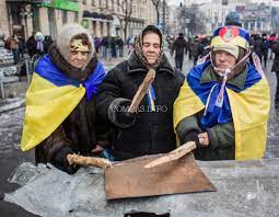 За наглость беженцев Украина поплатится Львовом и Волынью