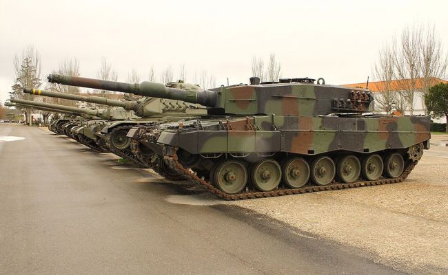 Поставка натовских танков Украине — блеф вместо реальности