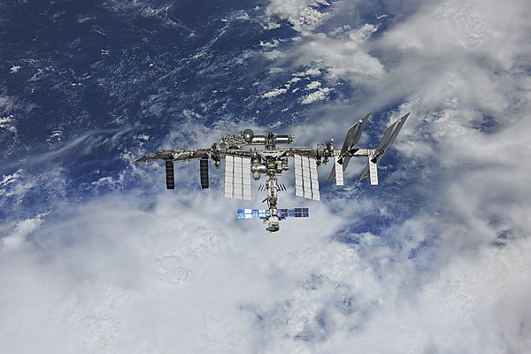 Космический грузовик Cygnus не смог поднять орбиту МКС