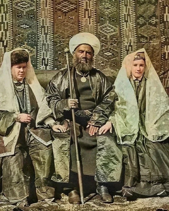 Лев Толстой о татарах