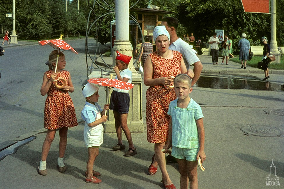 документальный фильм о Москве 1966 года.