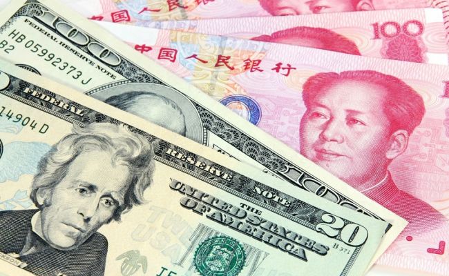Крупные игроки СПЕШНО переводят валютные резервы из долларов и евро в юани