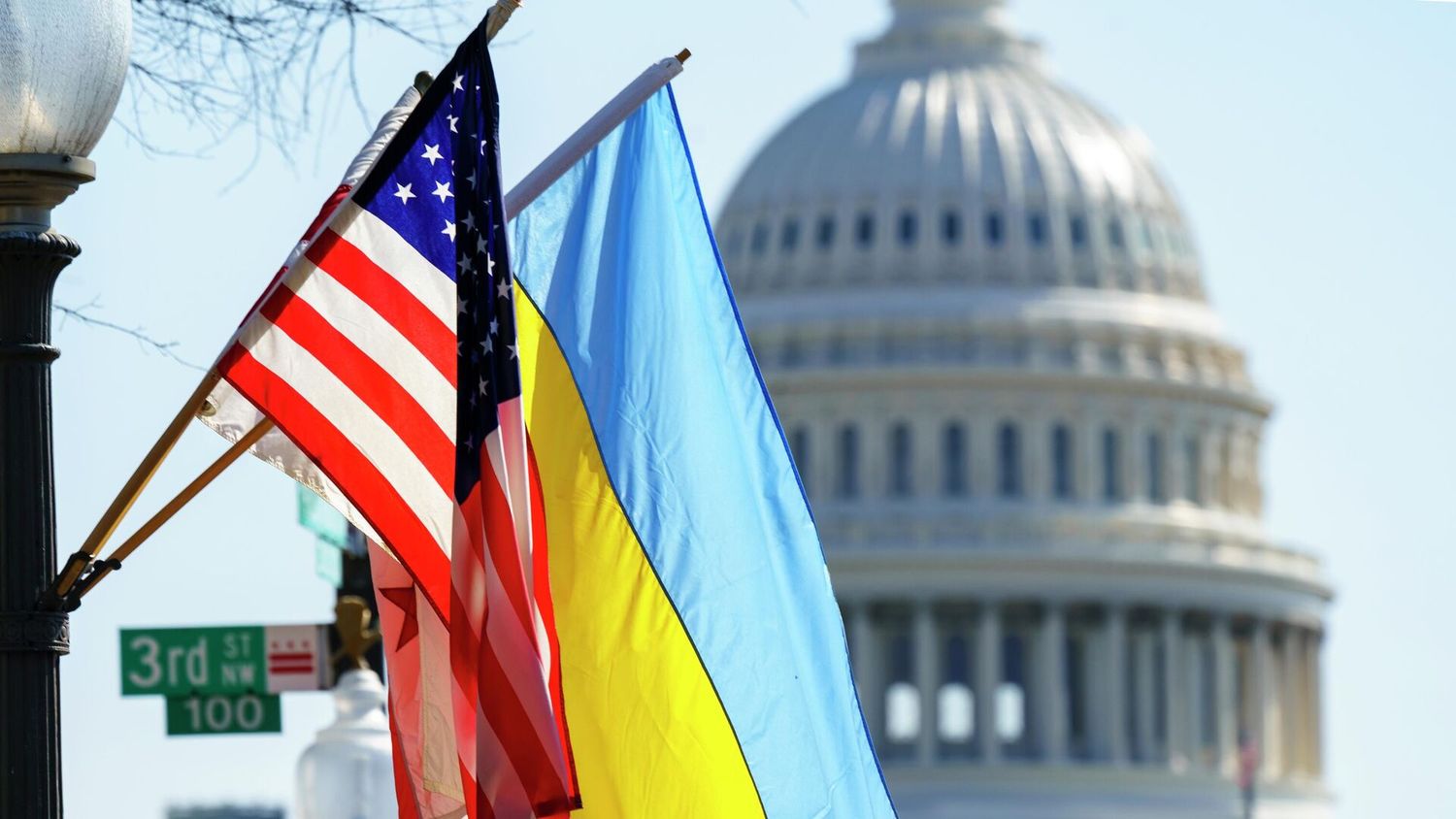 Америка возвращает контроль над Украиной