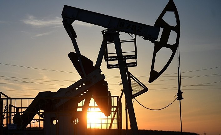 Нефть рухнула: почему Саудовская Аравия развязала ценовую войну на глобальном нефтяном рынке (FT)