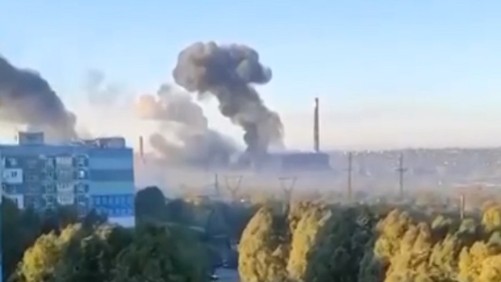 В городах Украины звучат взрывы на объектах инфраструктуры
