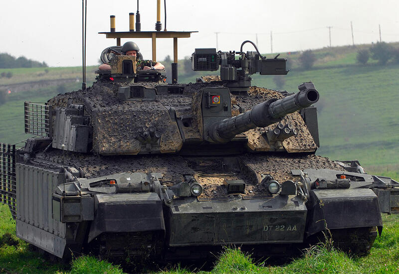Британия перебрасывает 60 танков на базу НАТО в Германии