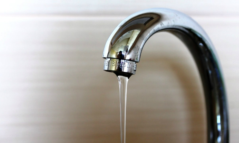 Отравленная вода: под Ростовом запретили пить из-под крана и ввели режим ЧС
