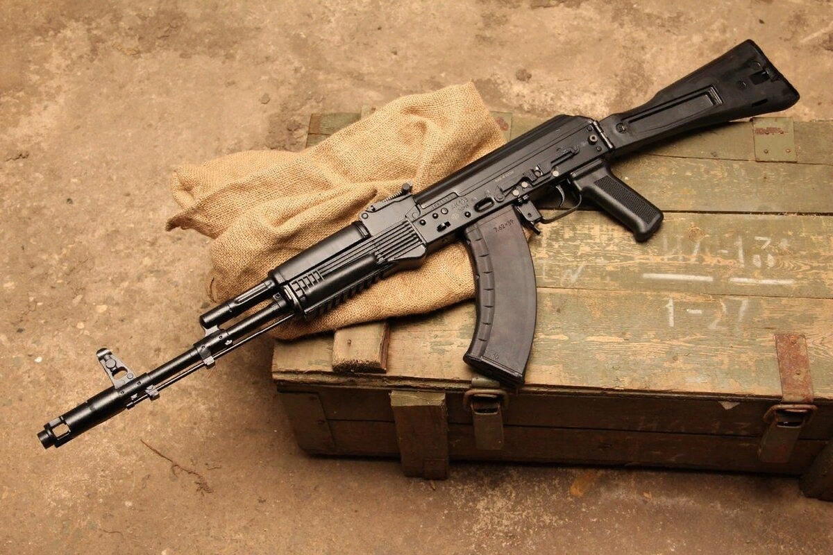 Минобороны США объявило о скупке запасов АК-74