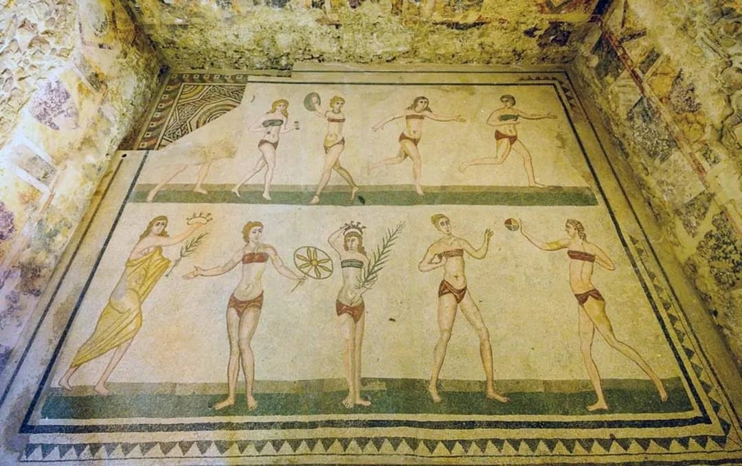 Римские девушки в 