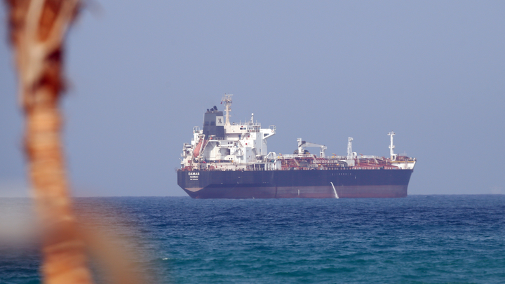 26 нефтяных танкеров стоят в пробке у берегов Турции