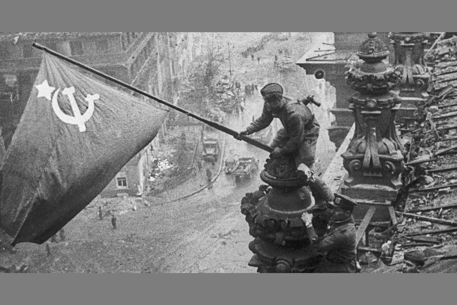 «Я завидую мертвым» - сержант Кантария, водрузивший знамя над Рейхстагом: что он говорил об СССР