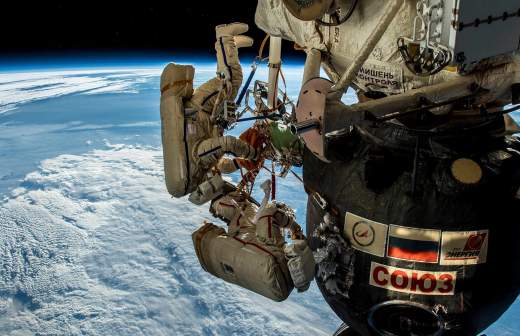 Потребуется ли новый корабль для возвращения космонавтов на Землю
