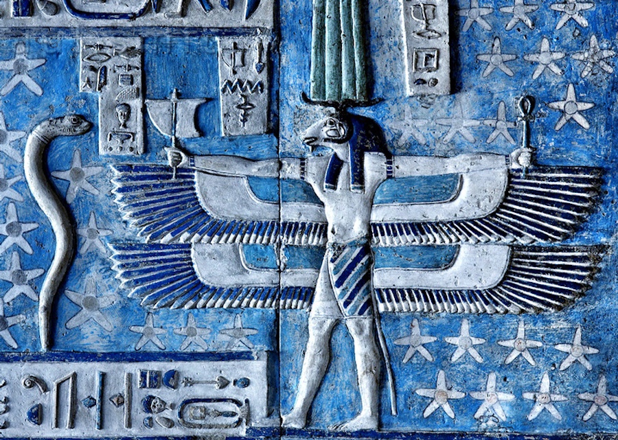 Древние египтяне первыми получили синий цвет