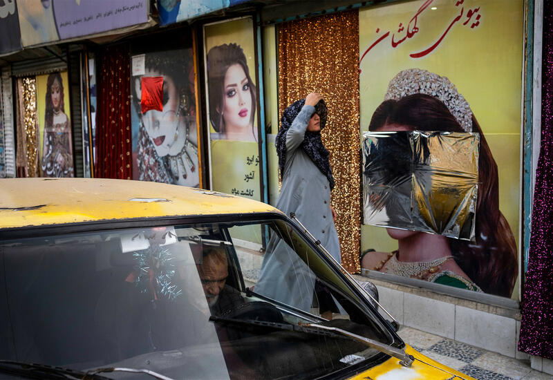 Талибы назвали причину ухудшения прав женщин в Афганистане