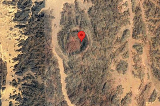 На картах Google в Египте обнаружили странный круг